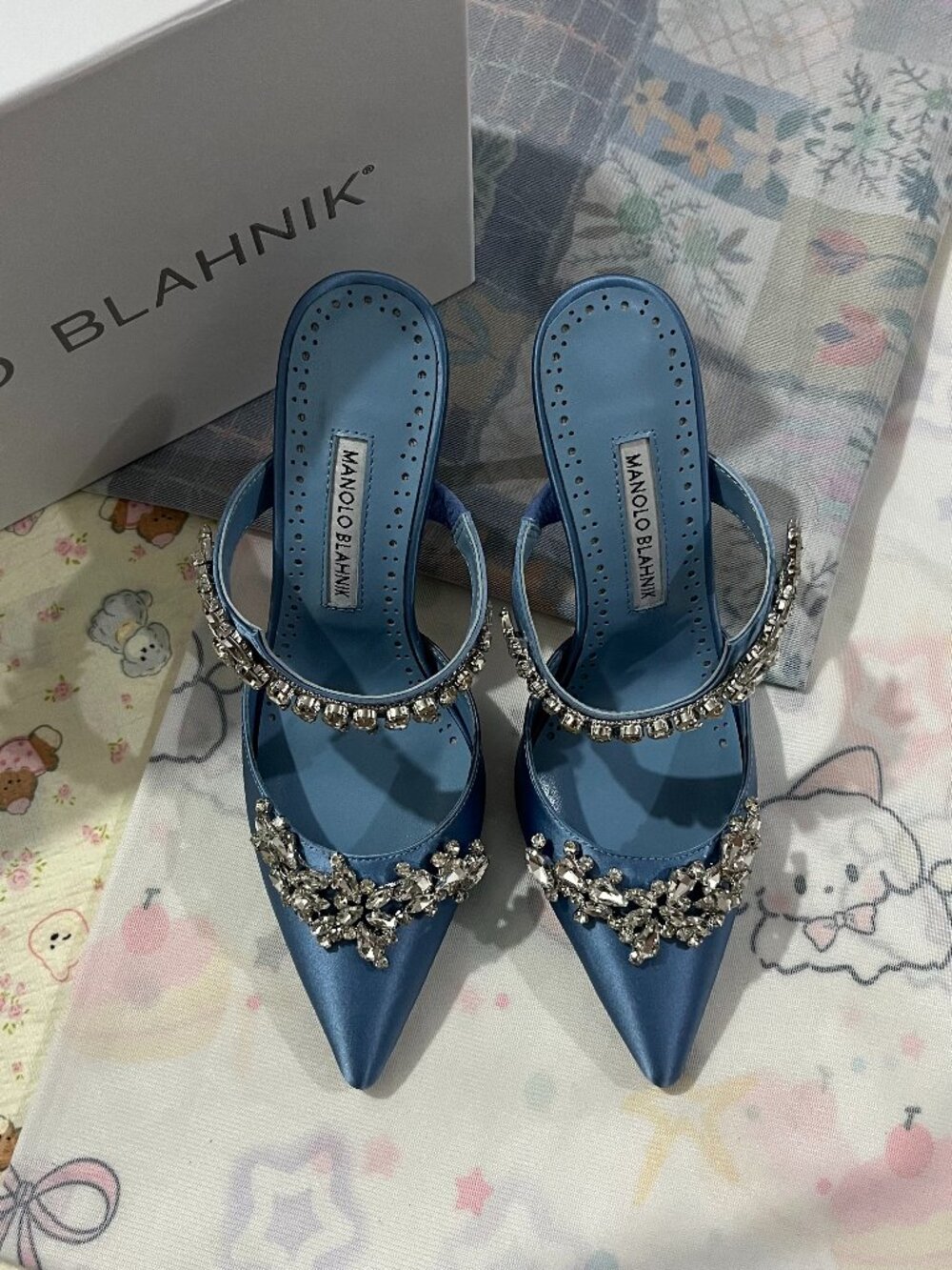 Manolo Blahnik Lurum Blue Heels